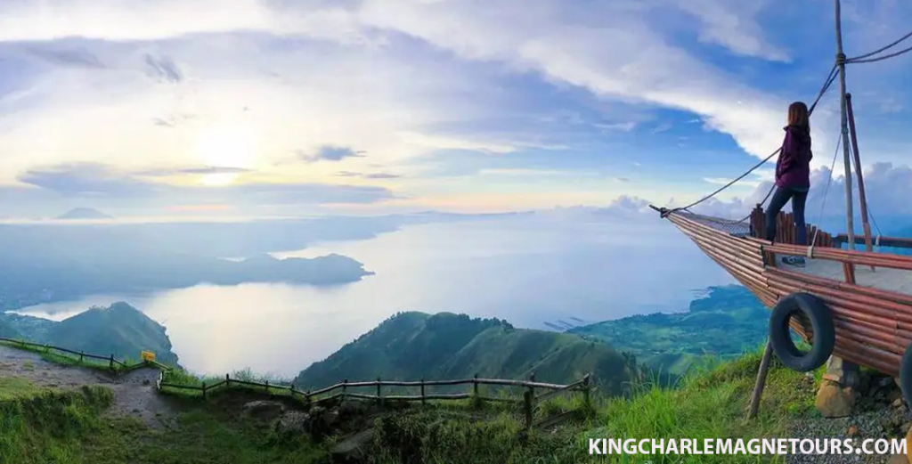 Danau Toba dengan beberapa cerita mistis nya
